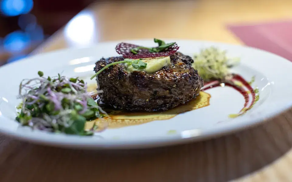 STEAK Z PRAVÉ SVÍČKOVÉ...